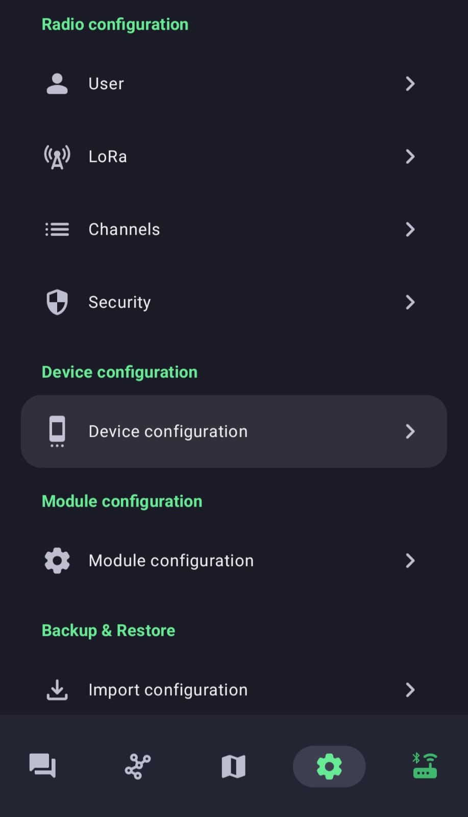 Menú de configuración de la app Meshtastic, con Device configuration resaltado